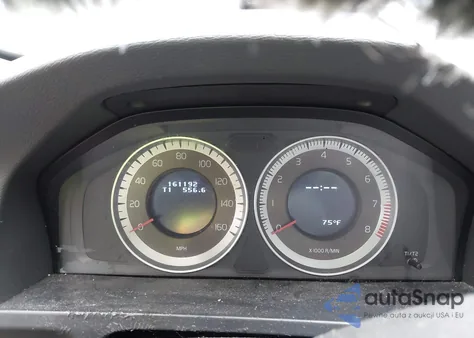 2013 Volvo S60 T5/T5 Platinum/T5 Premier/T5 Premier Plus z USA, uszkodzony, nr VIN YV1612FH2D2186371